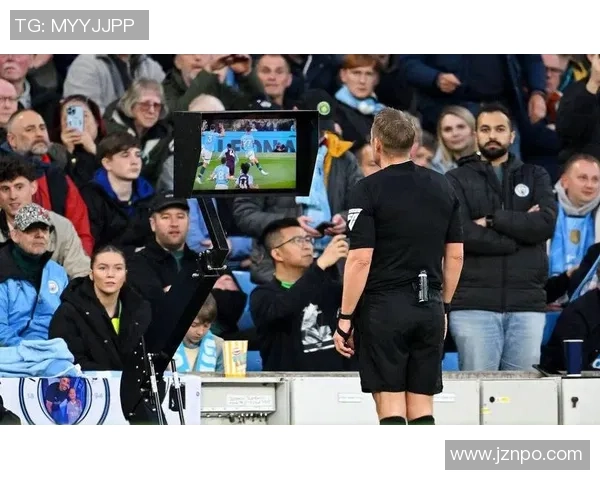 德国与英格兰比赛中的争议判罚分析与讨论